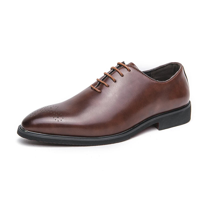 Sapatos masculinos de couro de luxo