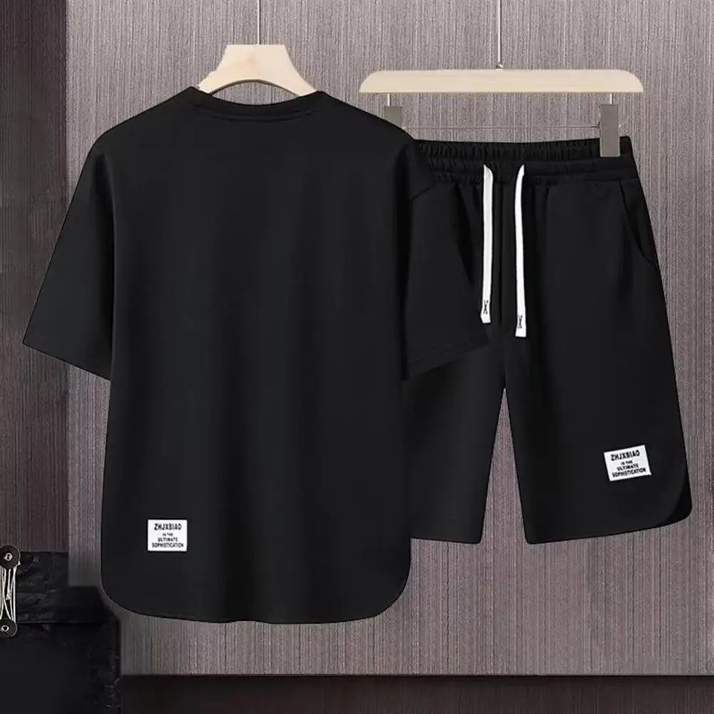 Conjunto de roupas esportivas masculinas