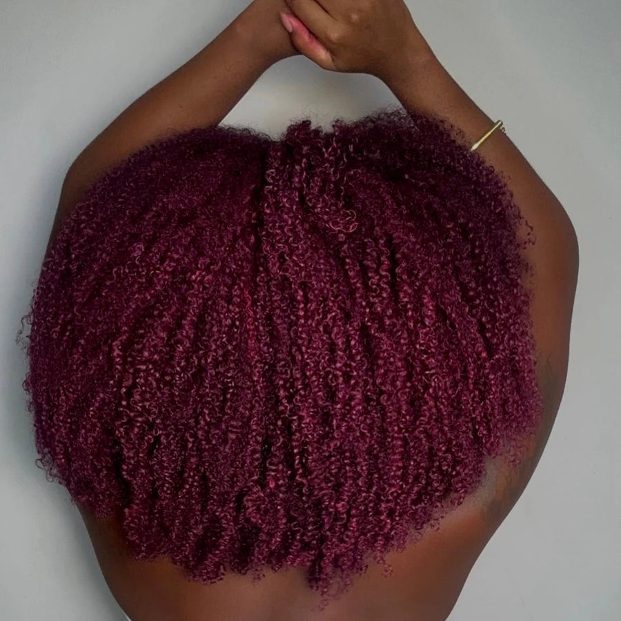 Peruca Curta Afro Kinky Cacheada | Corte Bob | Cor Vermelho Borgonha 99J | Sem Cola | Feita à Máquina | Cabelo Humano Indiano Remy com Franja | Preço Acessível