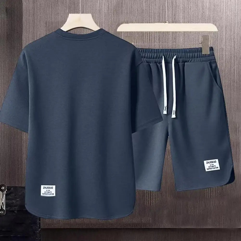 Conjunto de roupas esportivas masculinas