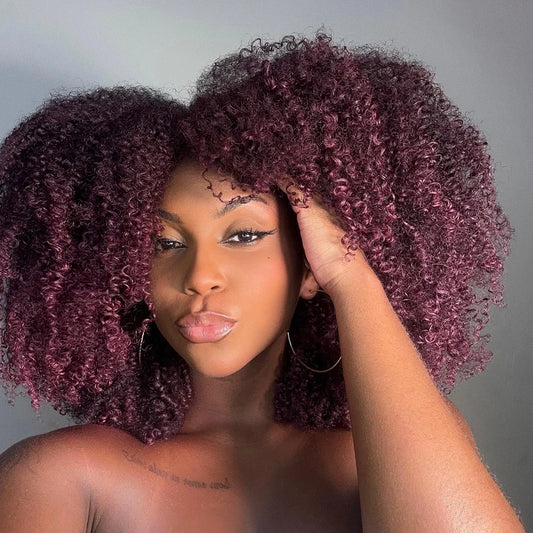 Peruca Curta Afro Kinky Cacheada | Corte Bob | Cor Vermelho Borgonha 99J | Sem Cola | Feita à Máquina | Cabelo Humano Indiano Remy com Franja | Preço Acessível